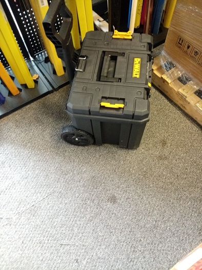 Dewalt