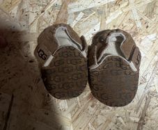 Ugg Roos bootie baby ugg