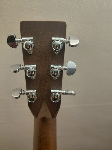 Martin HD-28 (2015)