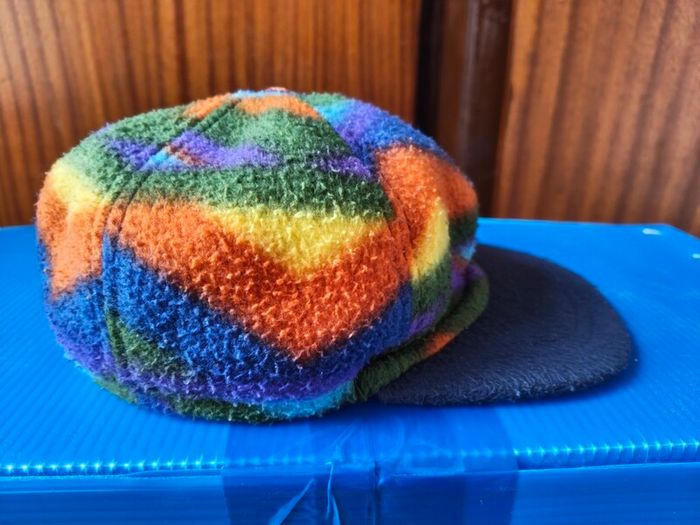Vintage multycoloured beanie hat.