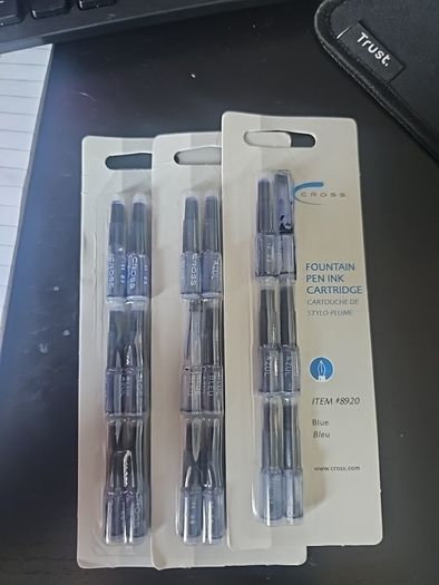 Cross fountain pen refills