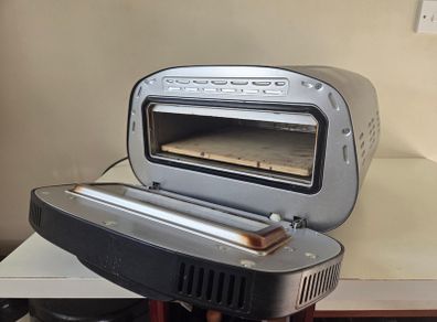 Title G3 Ferrari Pronto Pizza Oven (G10186)