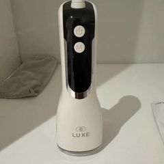 LUXE Intelligent Water Flosser
