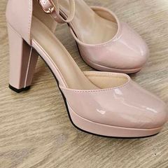 Nude High Heels Size 4