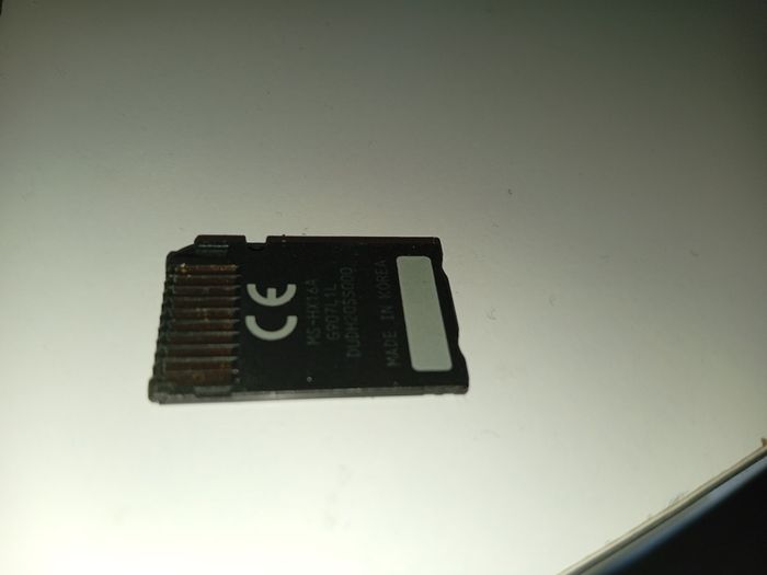 SONY Memory Stick Pro HG Duo Memory Card for Sony 16GB PSP and Cybershot Camera