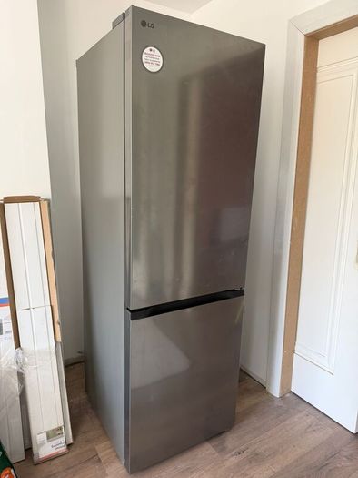 LG Fridge Freezer 60/40