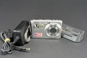 Casio Exilim EX-S880 digital camera