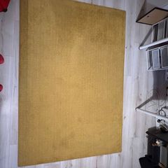 Mustard yellow rug - 150cm x 190cm
