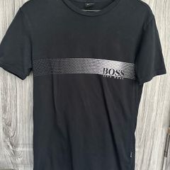Hugo Boss Top - M