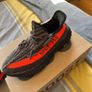 Yeezy 350 Image 4
