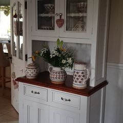 solid kitchen dresser delivery arranged