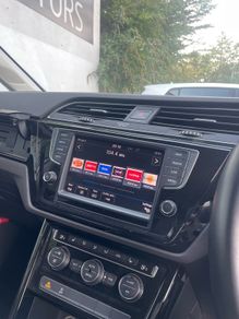 VW Radio Station Logos