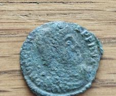 Ancient Roman Coin - Great Collectible Piece!