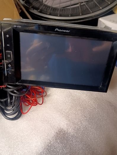 Pioneer radio
