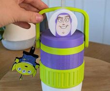 Can holder buzz lightyear toy story - koozie