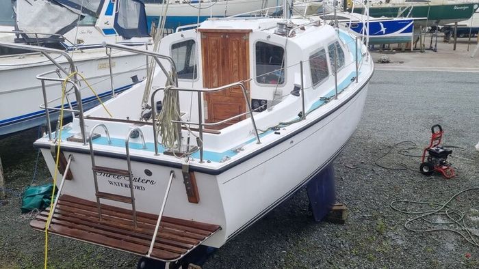 COX 27 Motorsailer