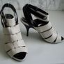 Karen Millen Designer White Black Strappy Heels Sandals Image 3