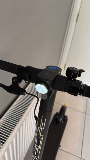 THE-URBAN xC1 Electric Scooter