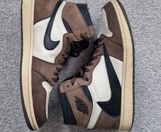 Travis Scott x AJ1