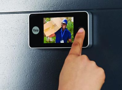 Yale Standard Digital Door Viewer 500 - Live Viewing - High Quality Camera