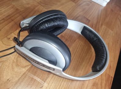 Seinheisser EH250 headphones