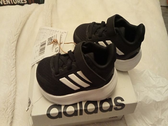 BNWT BNIB Adidas Runfalcon 5 Toddler Trainers Size UK 4K