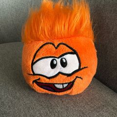Club Penguin orange puffle