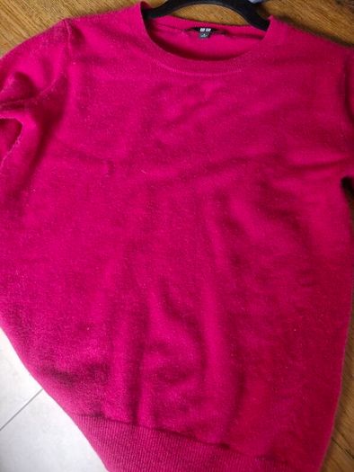 Uniqlo 100% Cashmere Jumper