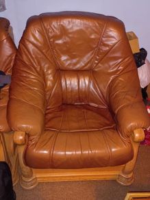 Premium Leather Comfy One Seater Couch