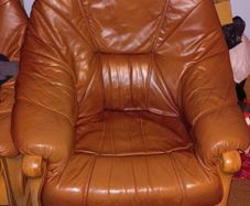 Premium Leather Comfy One Seater Couch