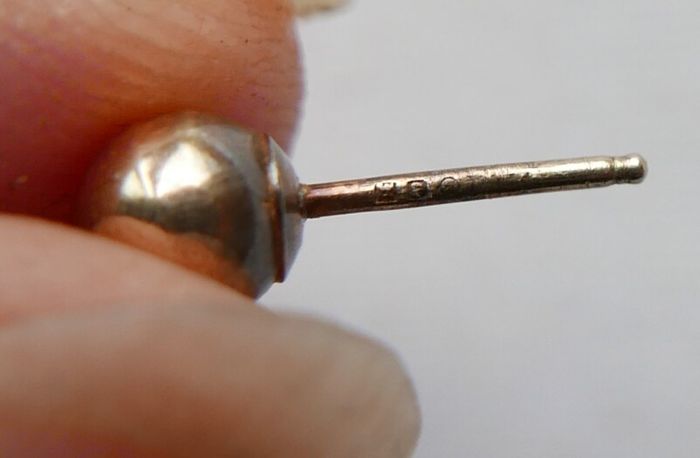 Vintage Sold 9ct Gold 375 Ball Stud Earrings 0,80g