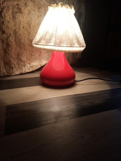 red ceramic lamp