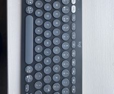 computer keyboard logi wireless