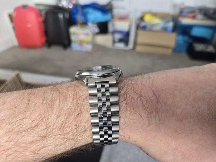 Seiko 5 SNXS79 with Grey Sunburst Dial