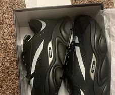 Brand new Dior b22 all size in stock