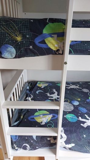 Bunk Beds - single with bedding