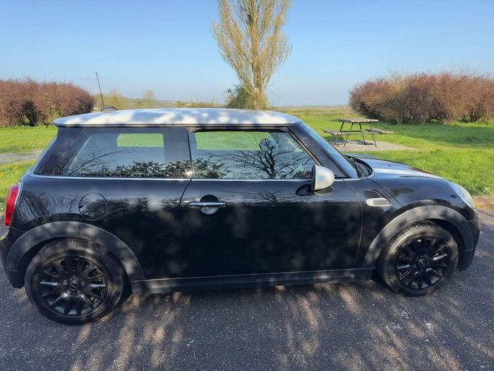 Mini Cooper 1.5D 2015 - Fantastic First Car!