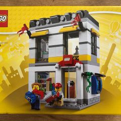 Lego Brand Retail Store (40305)