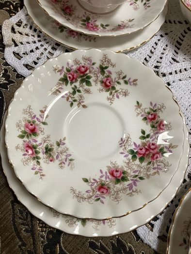 Royal Albert "Lavender Rose " trio