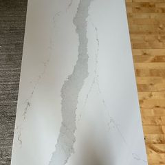 Calcatta mammo gold 1174mm x 635mm 20mm thick