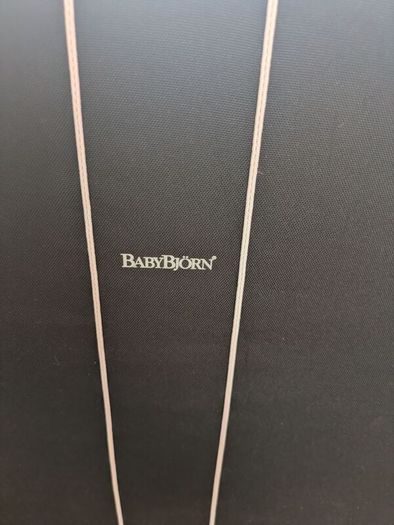 babybjorn travel cot excellent