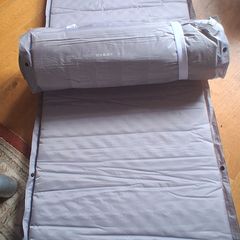 Self inflating camping mats