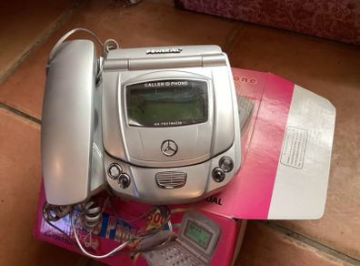 retro phone Mercedes Benz