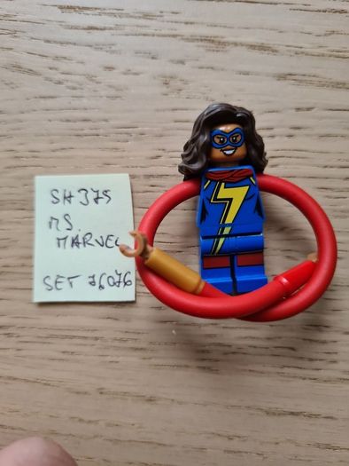 lego sh0375 ms. Marvel, set 76076