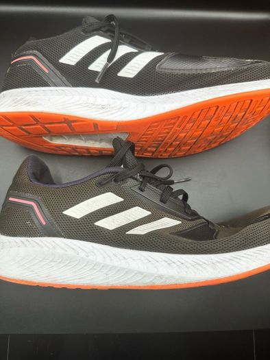 Adidas Trainers UK 9