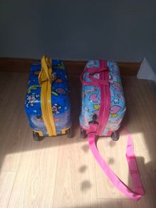 Kids suitcases