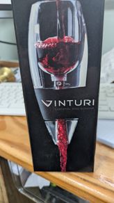 Wine accessory
