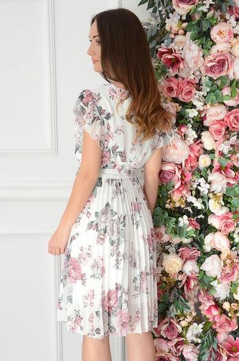 White pleated dress with large flowers