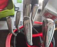 golf irons taylormade sim 2 max irons 9 to 4 iron stiff shaft kbs