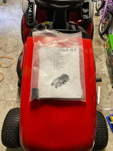 Snapper 22HP Ride on mower, 3 years old